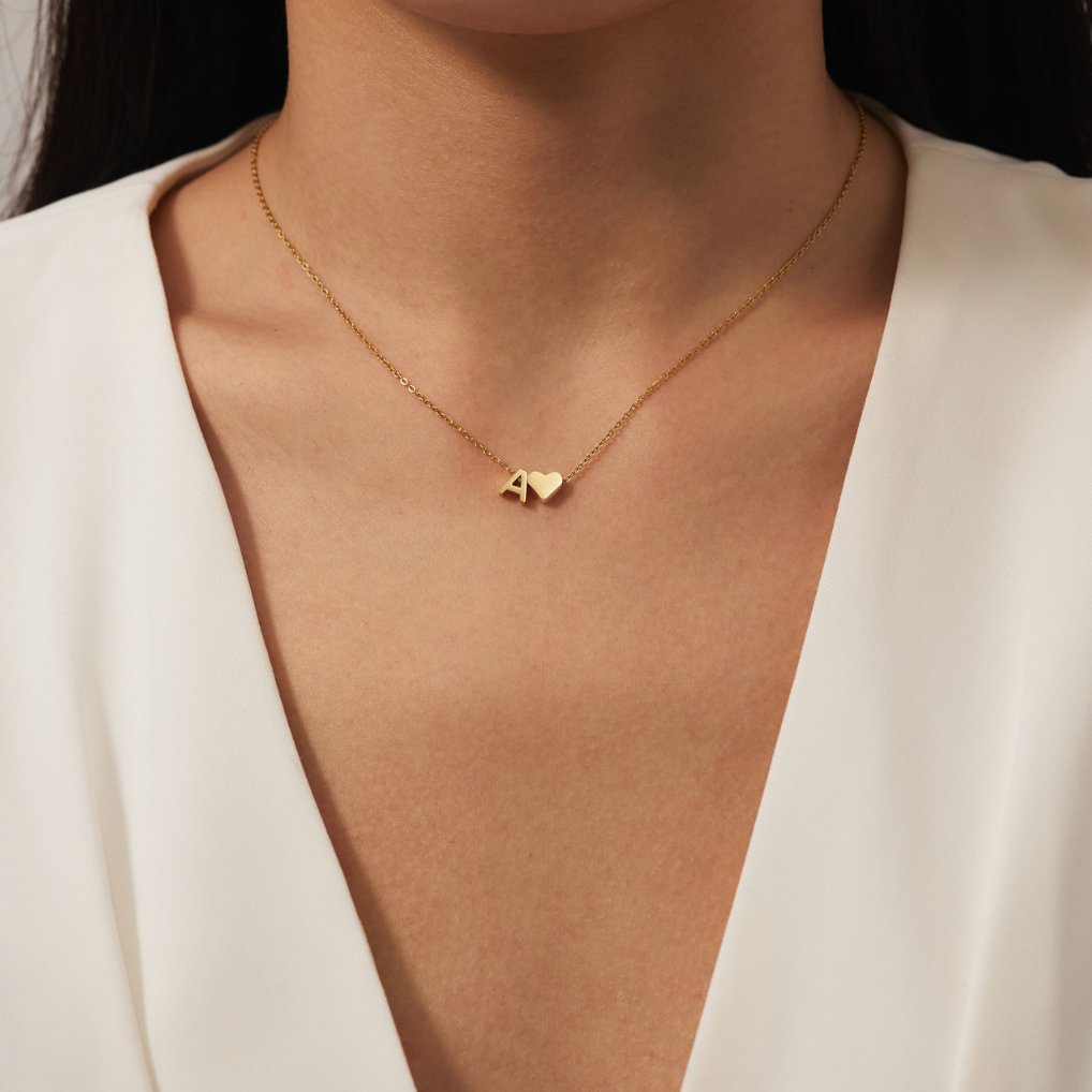 Collar de oro con amor eterno y letra