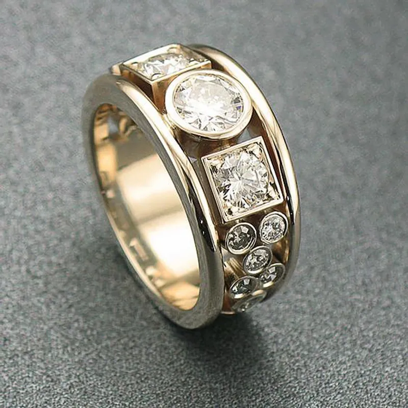 Anillo vintage de oro con circonitas